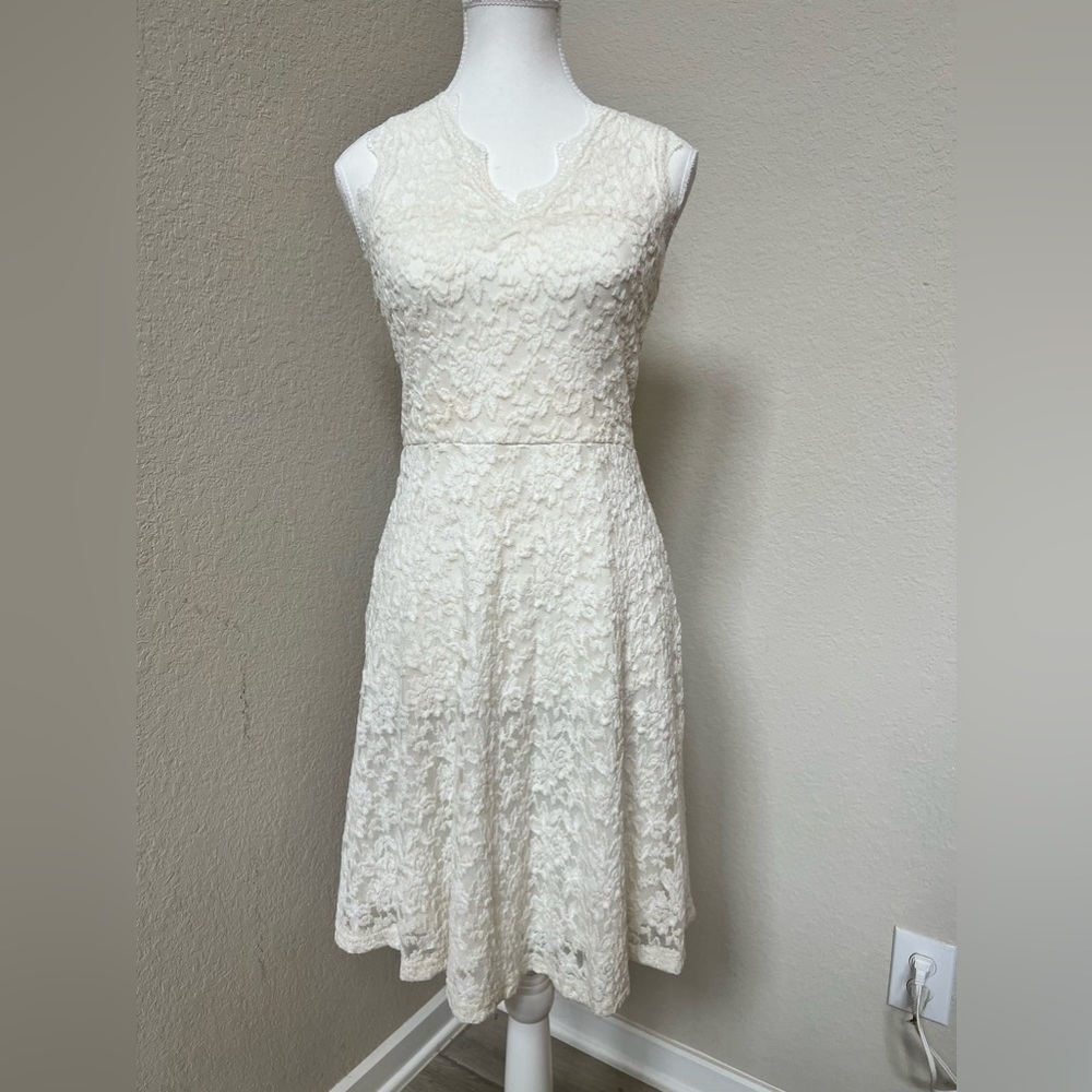 White Lace Dress from Papaya